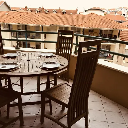 Appartement Biarritz, 1 Piece, 4 Personnes - Fr-1-248-83 Biarritz