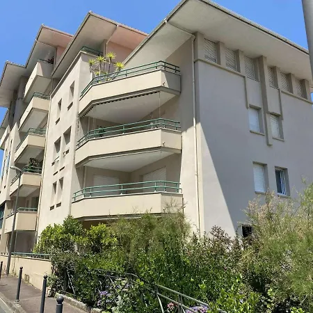 Appartement Biarritz, 1 Piece, 4 Personnes - Fr-1-248-83 *